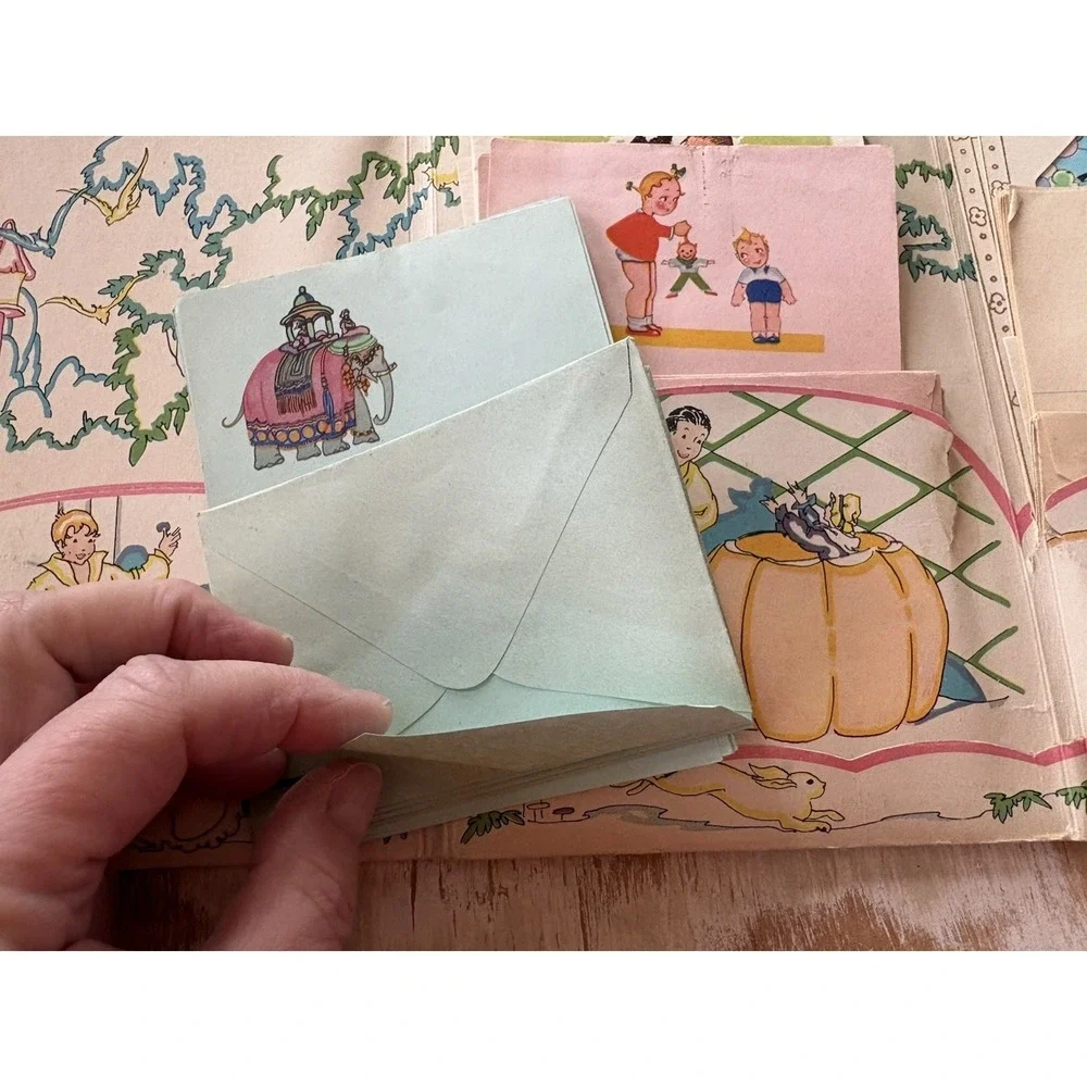 Vintage childrens stationery writing paper pink blue envelope Skeezix illus 1930